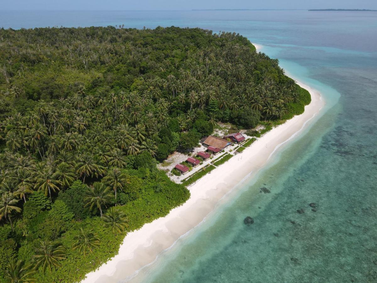 Ira Bungalows Pulau Banyak Alaban 外观 照片