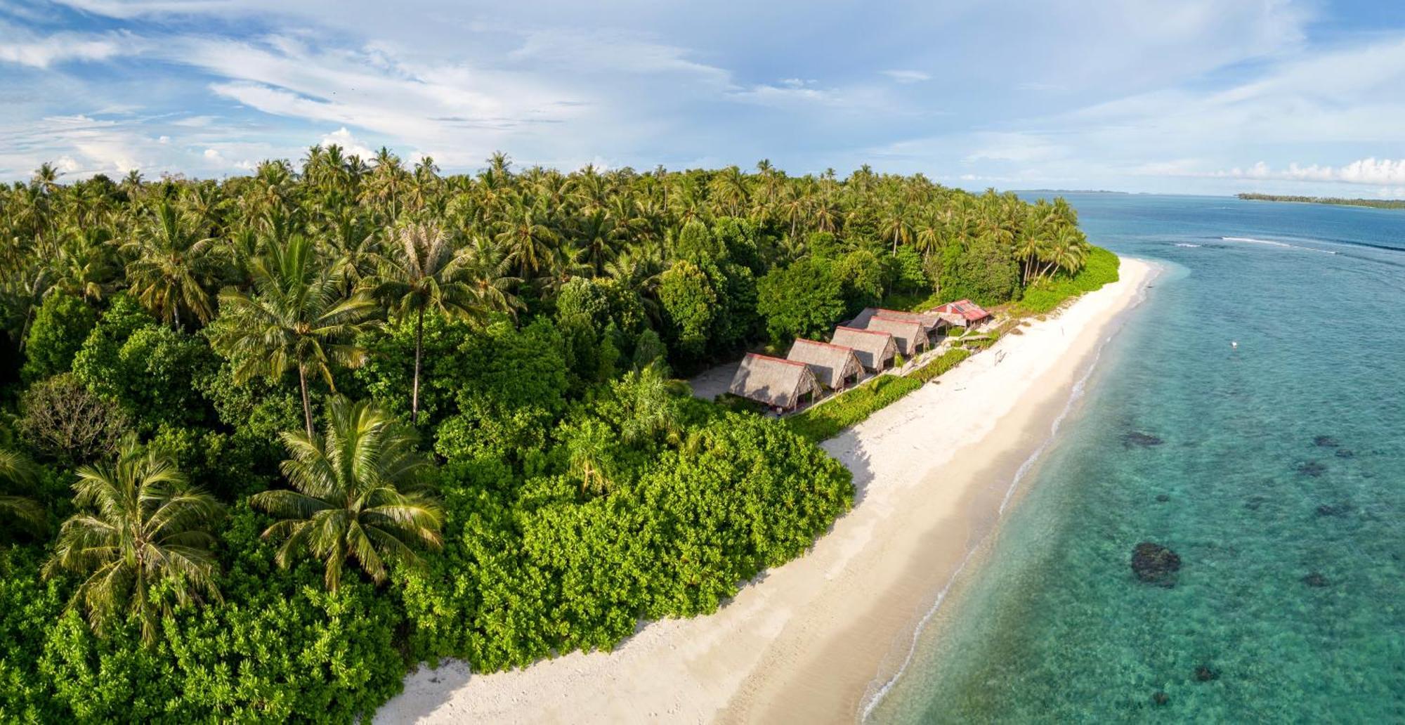 Ira Bungalows Pulau Banyak Alaban 外观 照片