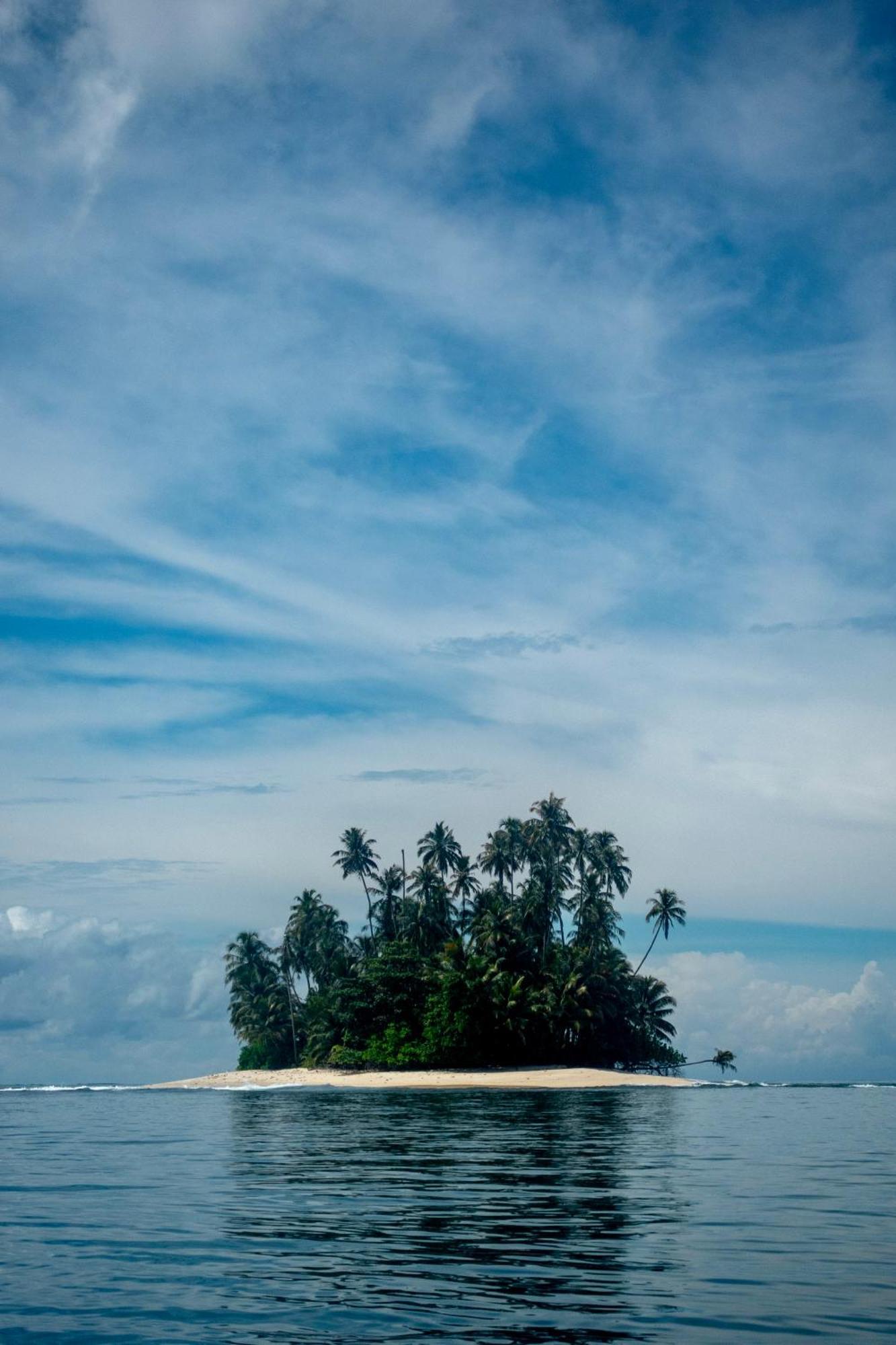 Ira Bungalows Pulau Banyak Alaban 外观 照片