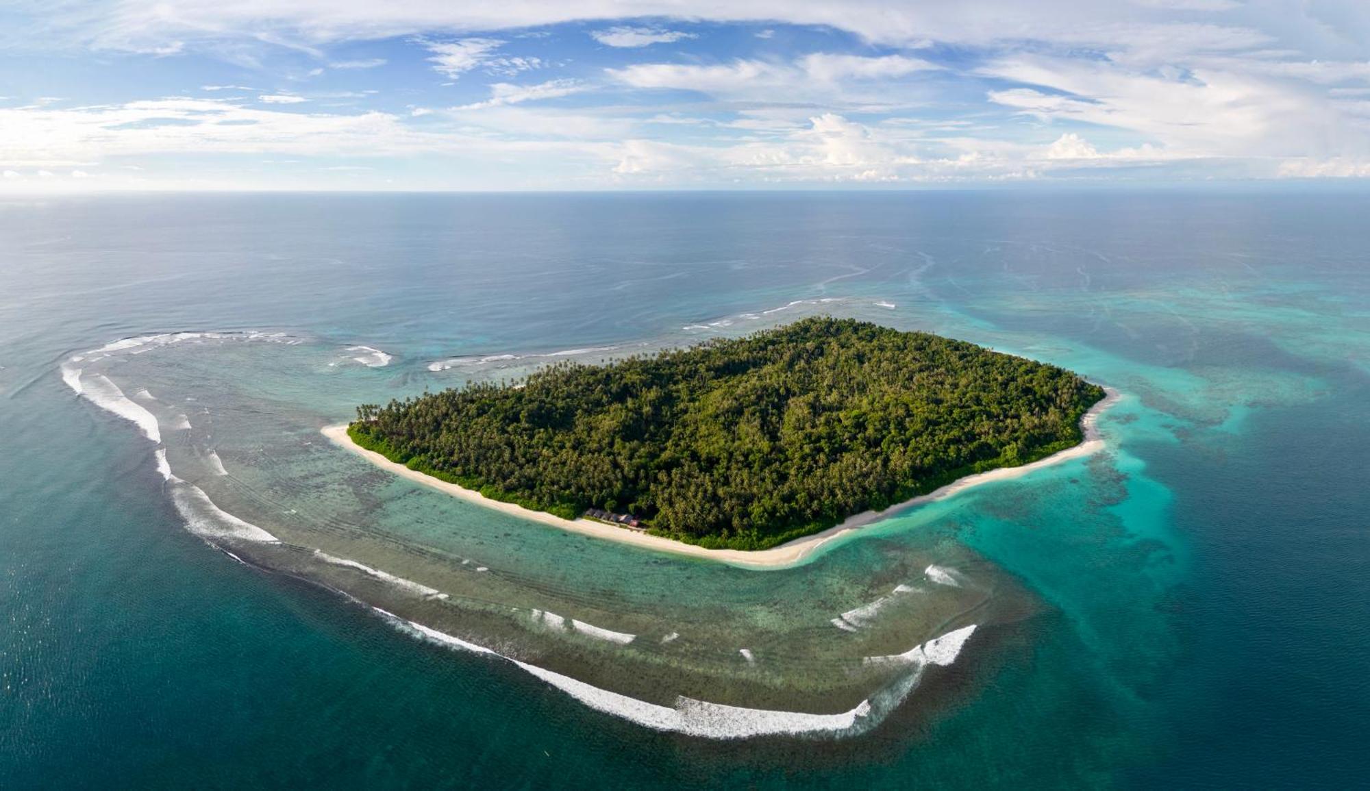 Ira Bungalows Pulau Banyak Alaban 外观 照片