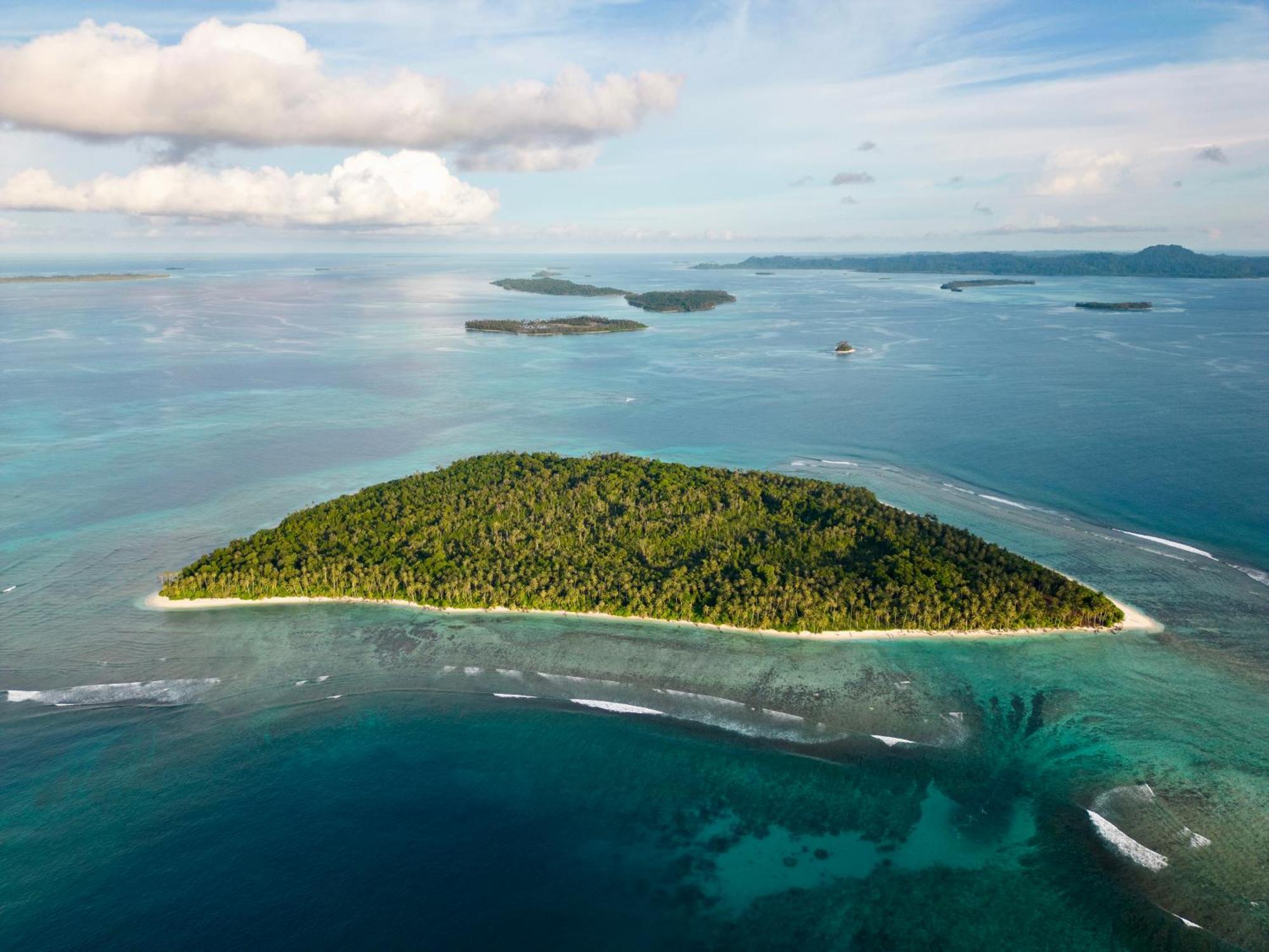Ira Bungalows Pulau Banyak Alaban 外观 照片