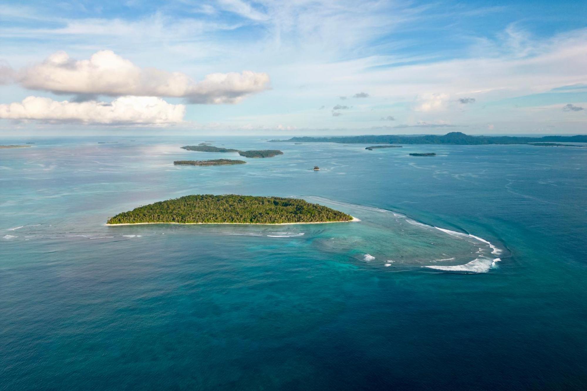 Ira Bungalows Pulau Banyak Alaban 外观 照片