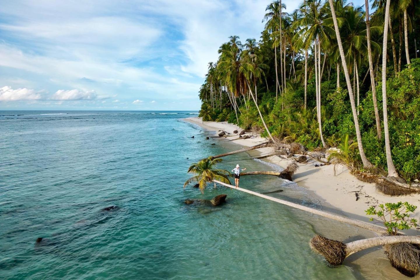 Ira Bungalows Pulau Banyak Alaban 外观 照片